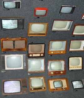 Elektromuseum - TV Ger�te aus der DDR